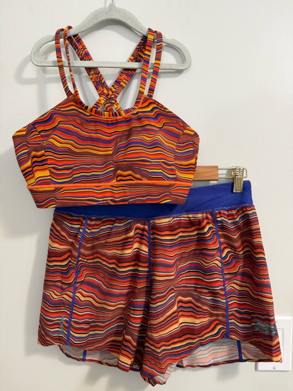 Janji X LA Sportiva Cadence Running Set Door to the World Tectonic Shift